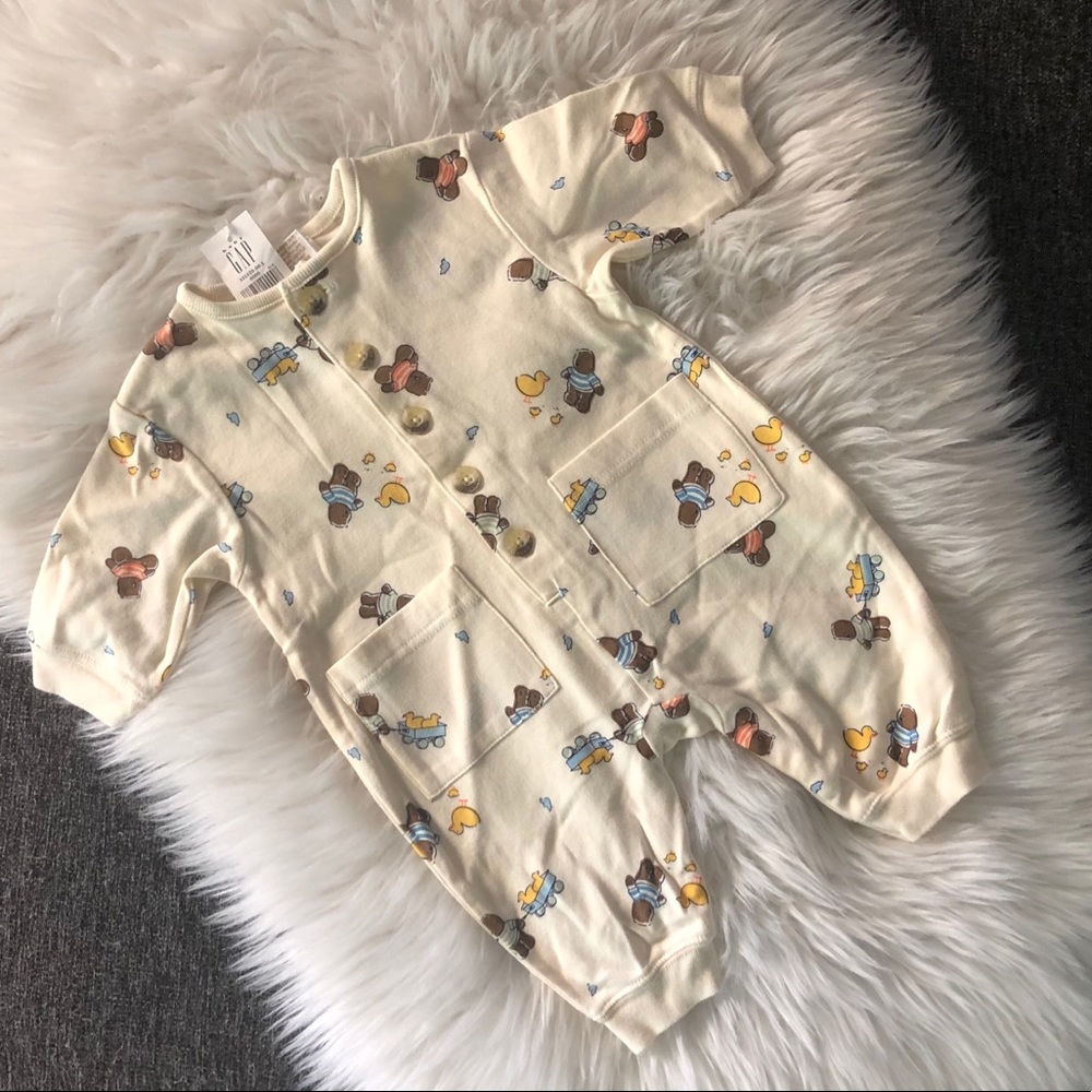 Baby Gap 🧸 One Piece Sleep and Play, Footless